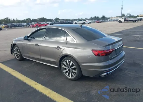2022 Audi A4 Premium 40 Tfsi Quattro S Tronic z USA, uszkodzony, nr VIN WAUABAF41NN004810